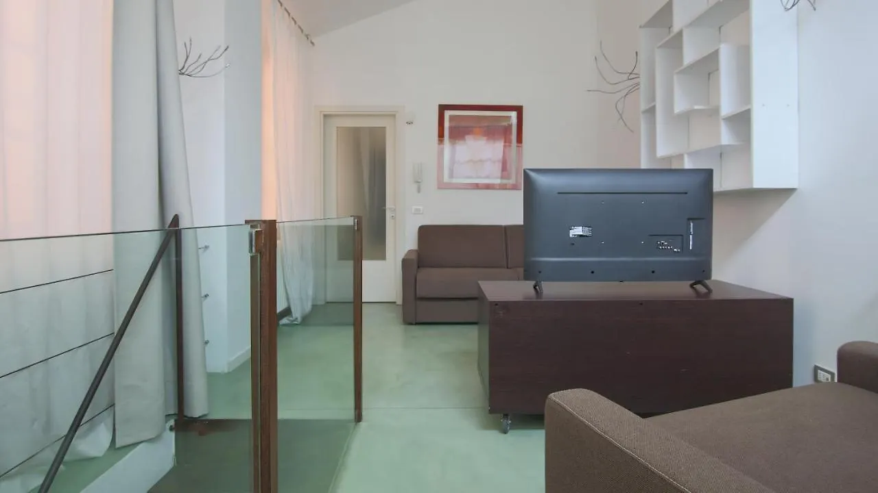 Italianway - Torno Apartment