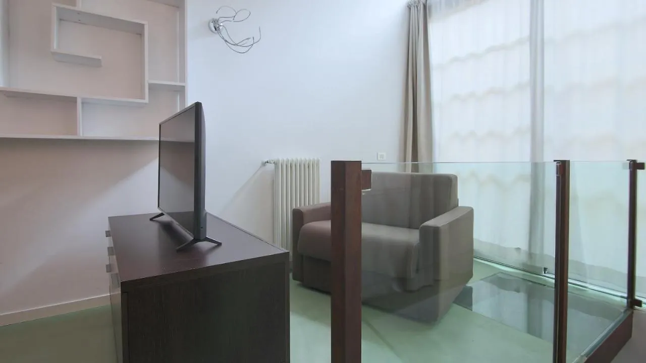 Italianway - Torno Apartment 0*,
